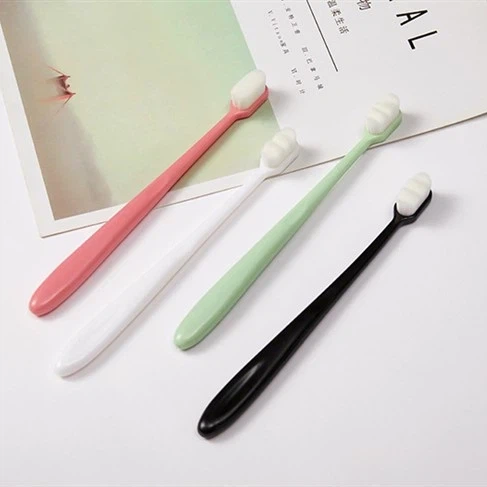 20本のマイクロナノ歯ブラシ000ウルトラソフトブリストル